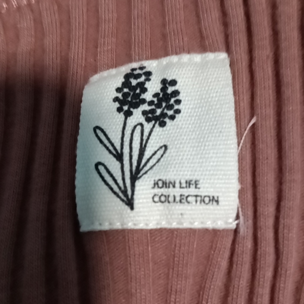 Pants - Picture 2 of 4